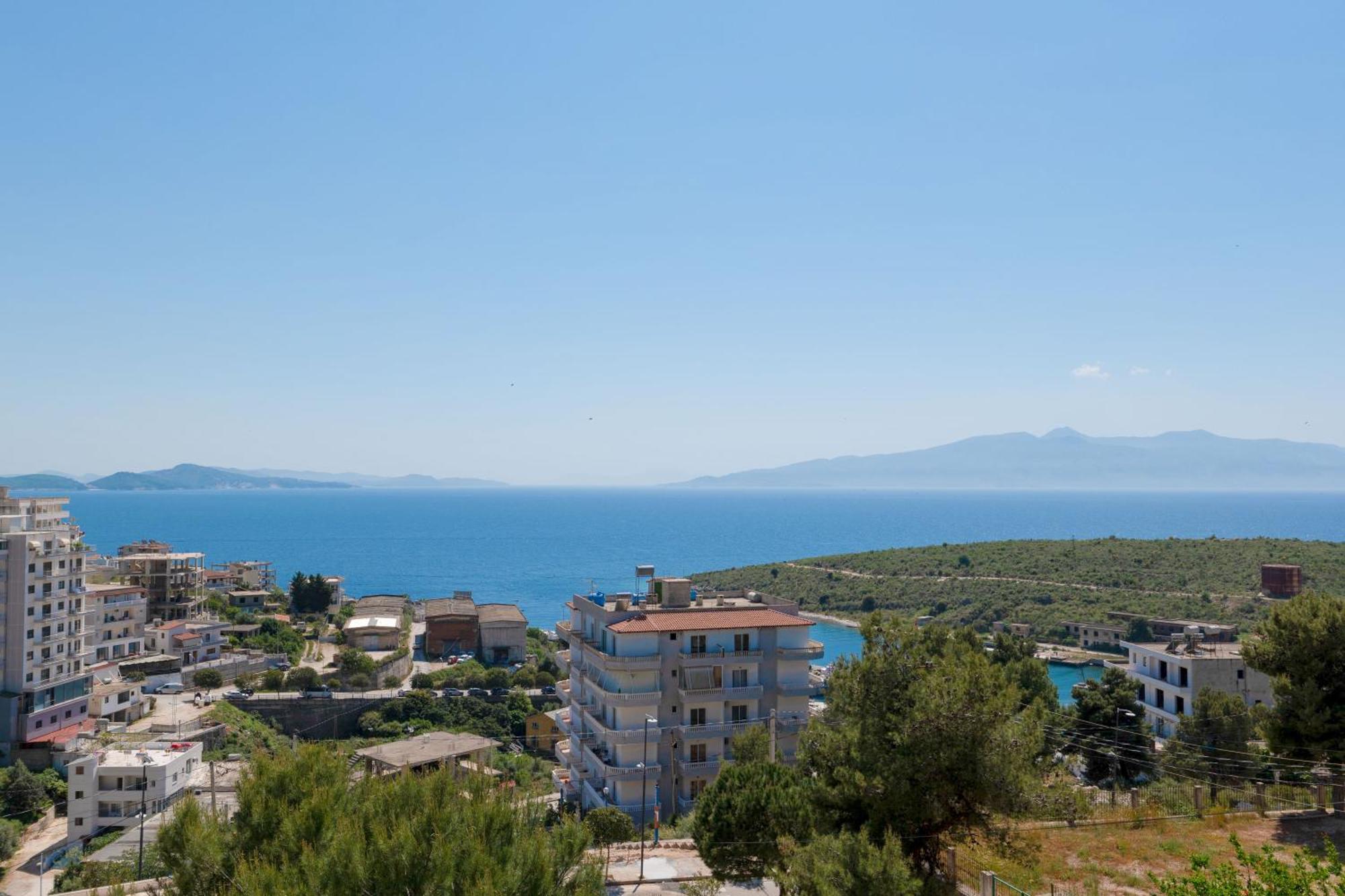Apartments Villa Luxor Sarande Exterior photo